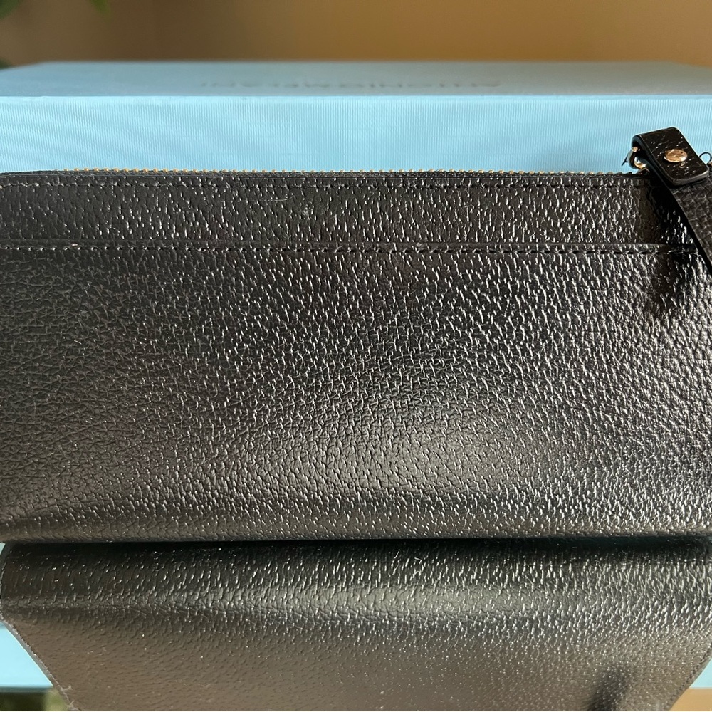 Kate Spade wallet - Picture 3 of 3